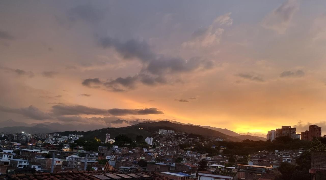 Terraza De San Antonio Hotel Cali Kültér fotó